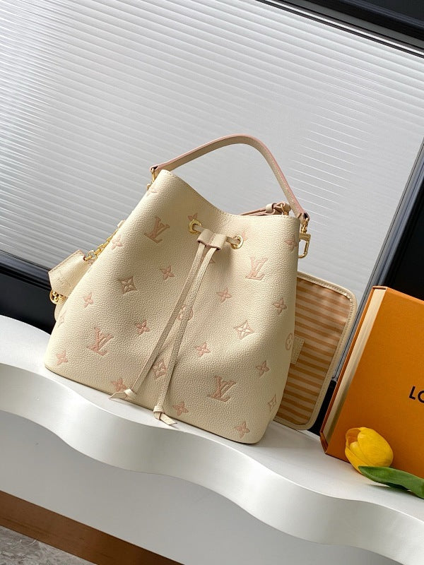 Dragons Bags ln Luxury Bag --81798