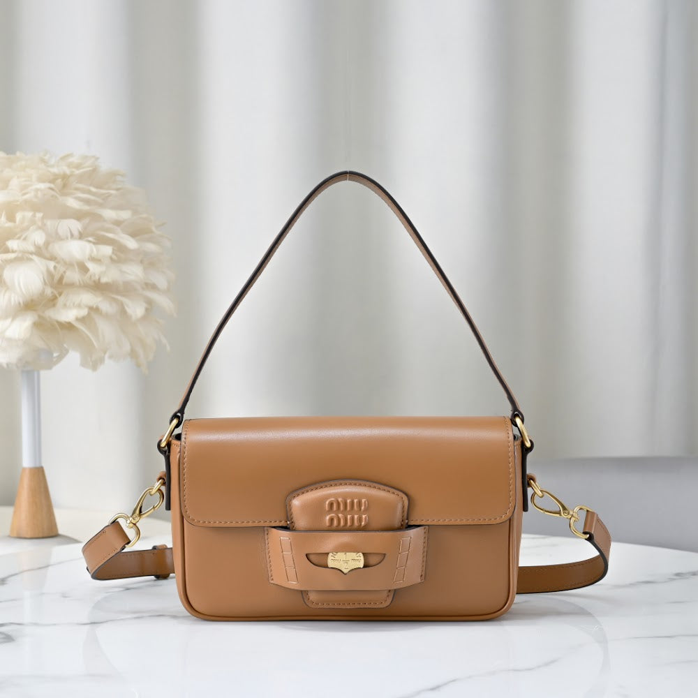 Dragons Bags Miun Miun Luxury Bag --123641