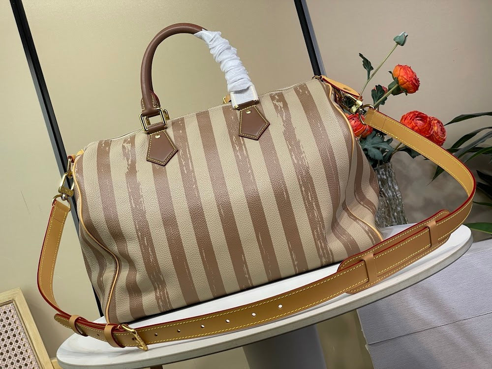 Dragons Bags ln Luxury Bag --95663