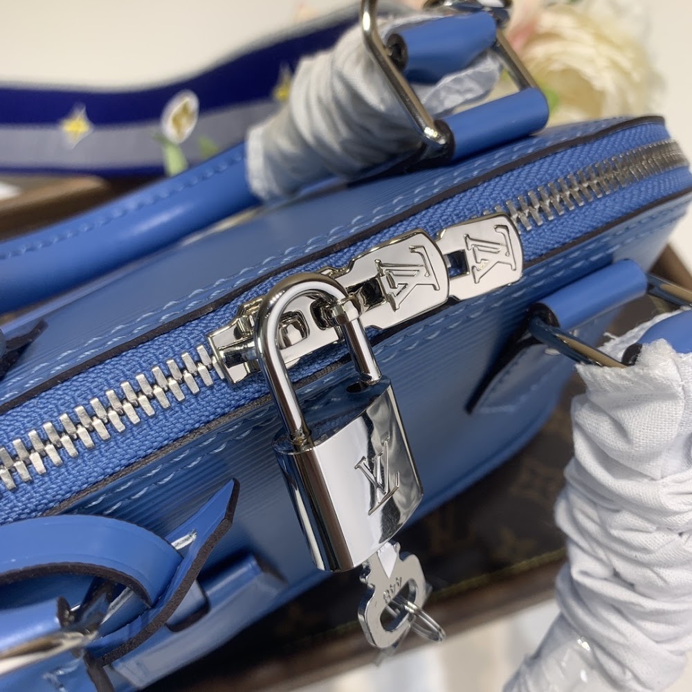 Dragons Bags LV Luxury Bag --55736