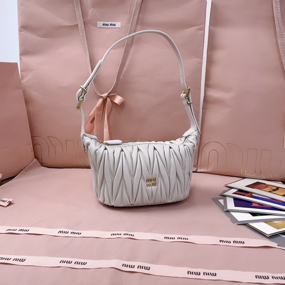 Dragons Bags Miun Miun Luxury Bag --123705