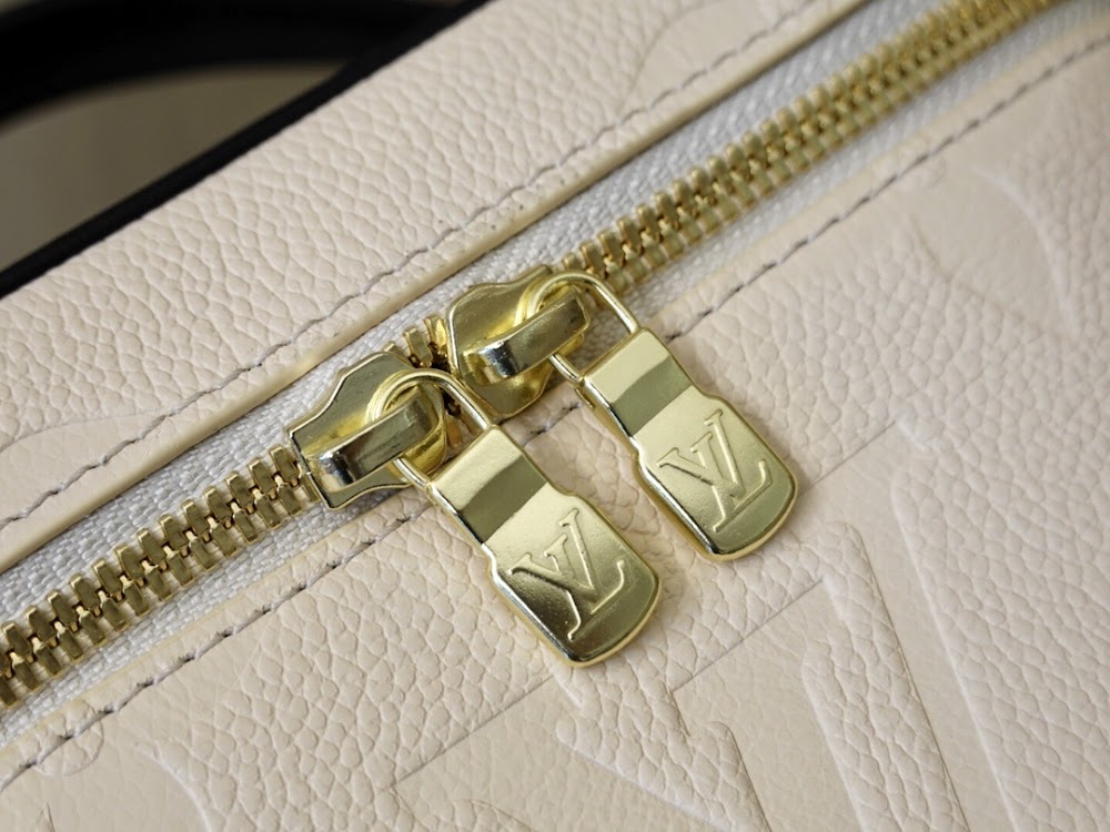 Dragons Bags ln Luxury Bag --66596