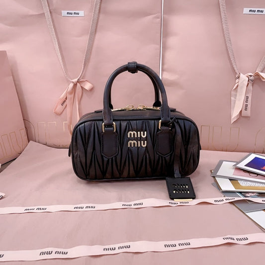 Dragons Bags Miun Miun Luxury Bag --122326