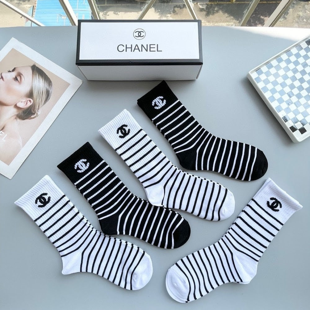 Dragons Bags Premium Luxury Socks --97739