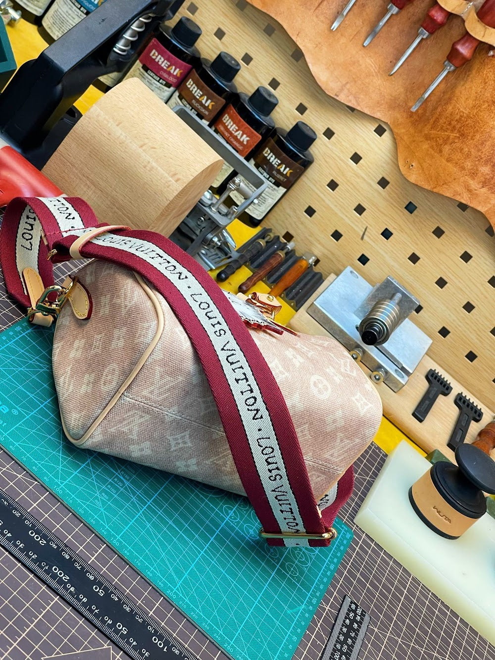 Dragons Bags ln Luxury Bag --97397