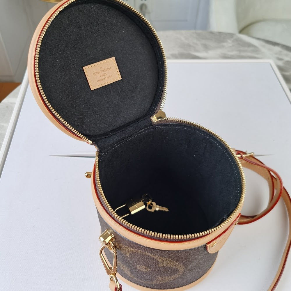 Dragons Bags ln Luxury Bag --60622