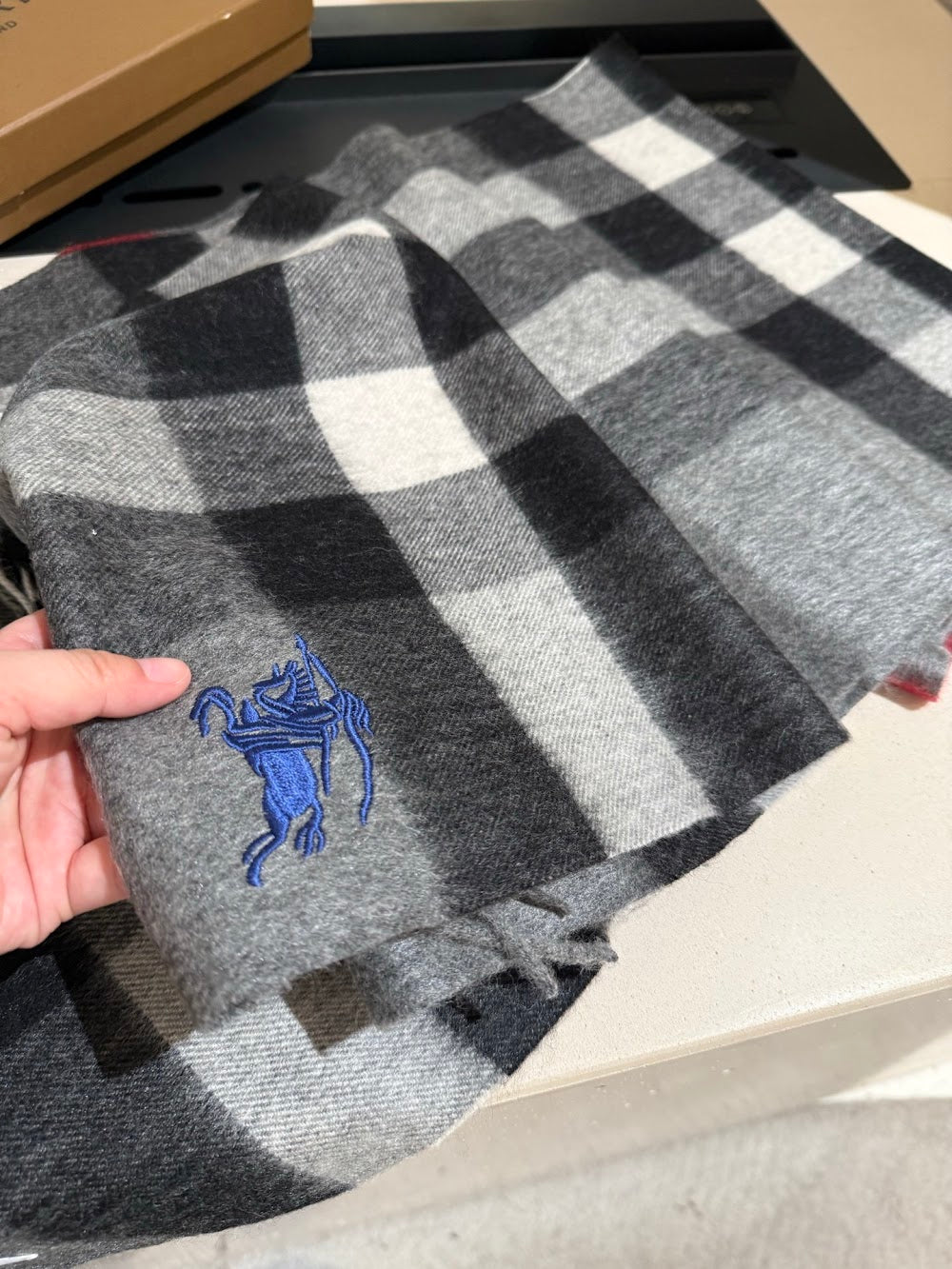 Dragons Bags Premium Designer Scarf --99181