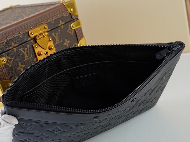 Dragons Bags ln Luxury Bag --67617