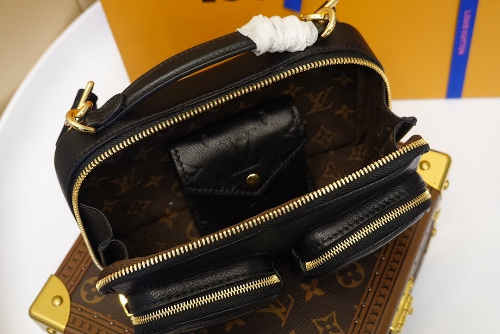Dragons Bags ln Luxury Bag --66396