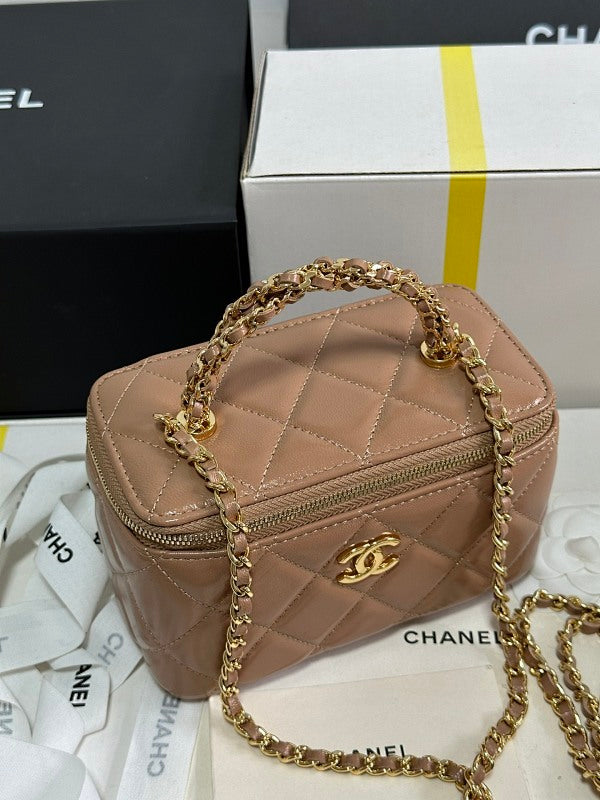 new-luxury-designer-bags-nm9450