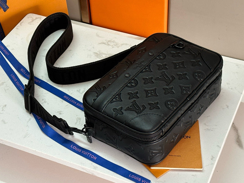 Dragons Bags ln Luxury Bag --70486
