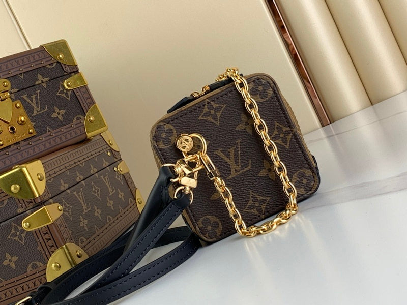 Dragons Bags ln Luxury Bag --68850