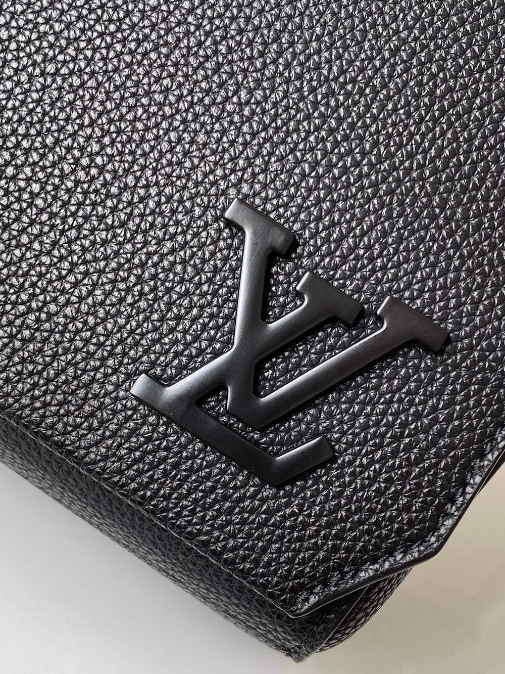 Dragons Bags ln Luxury Bag --70473