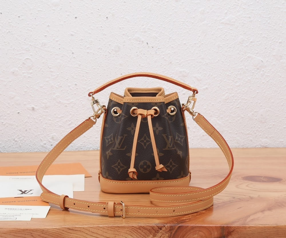 Dragons Bags ln Luxury Bag --97242