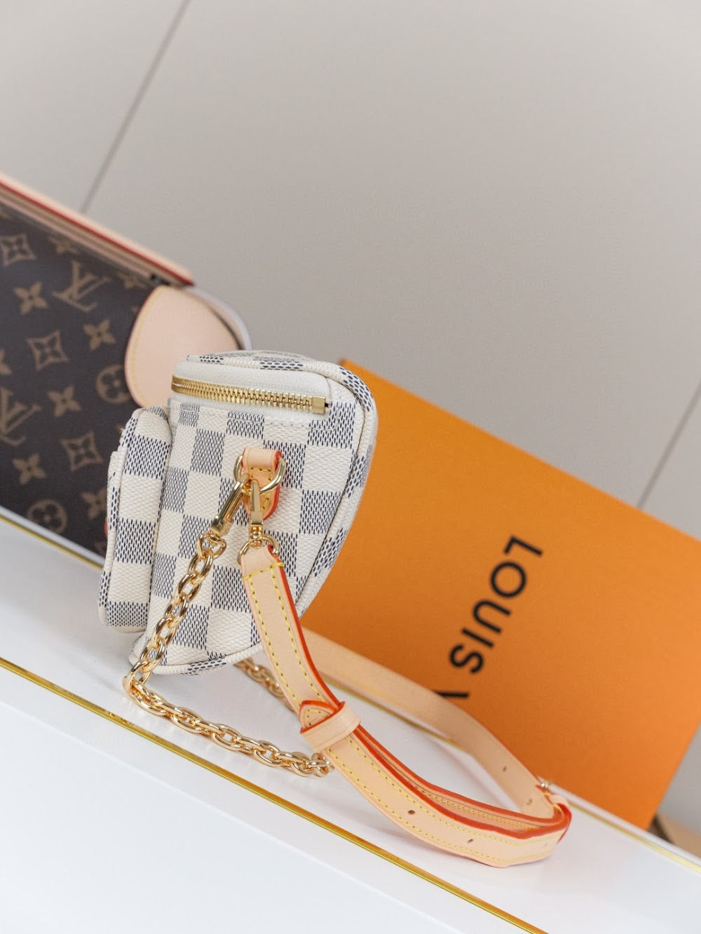 Dragons Bags ln Luxury Bag --81735