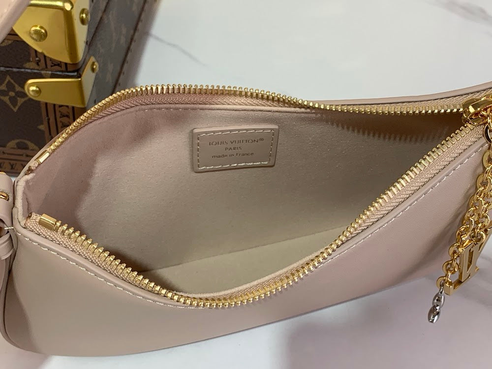 Dragons Bags ln Luxury Bag --69751
