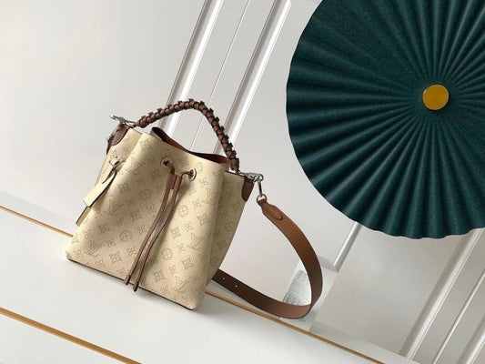 Dragons Bags ln Luxury Bag --97109