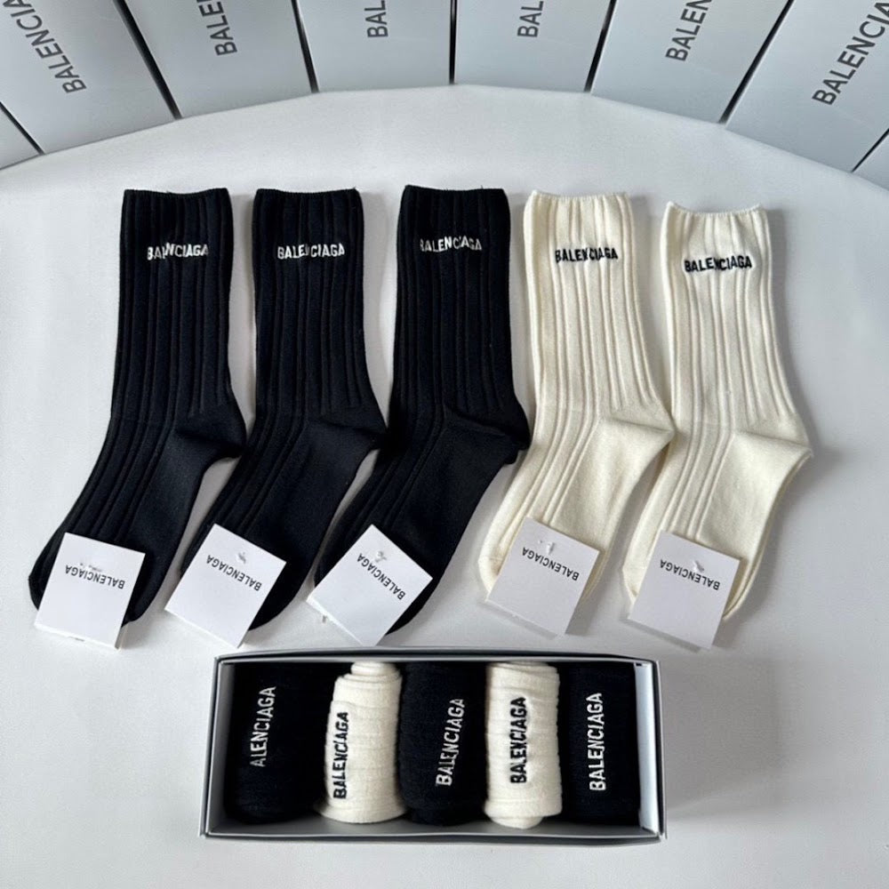Dragons Bags Premium Luxury Socks --98019