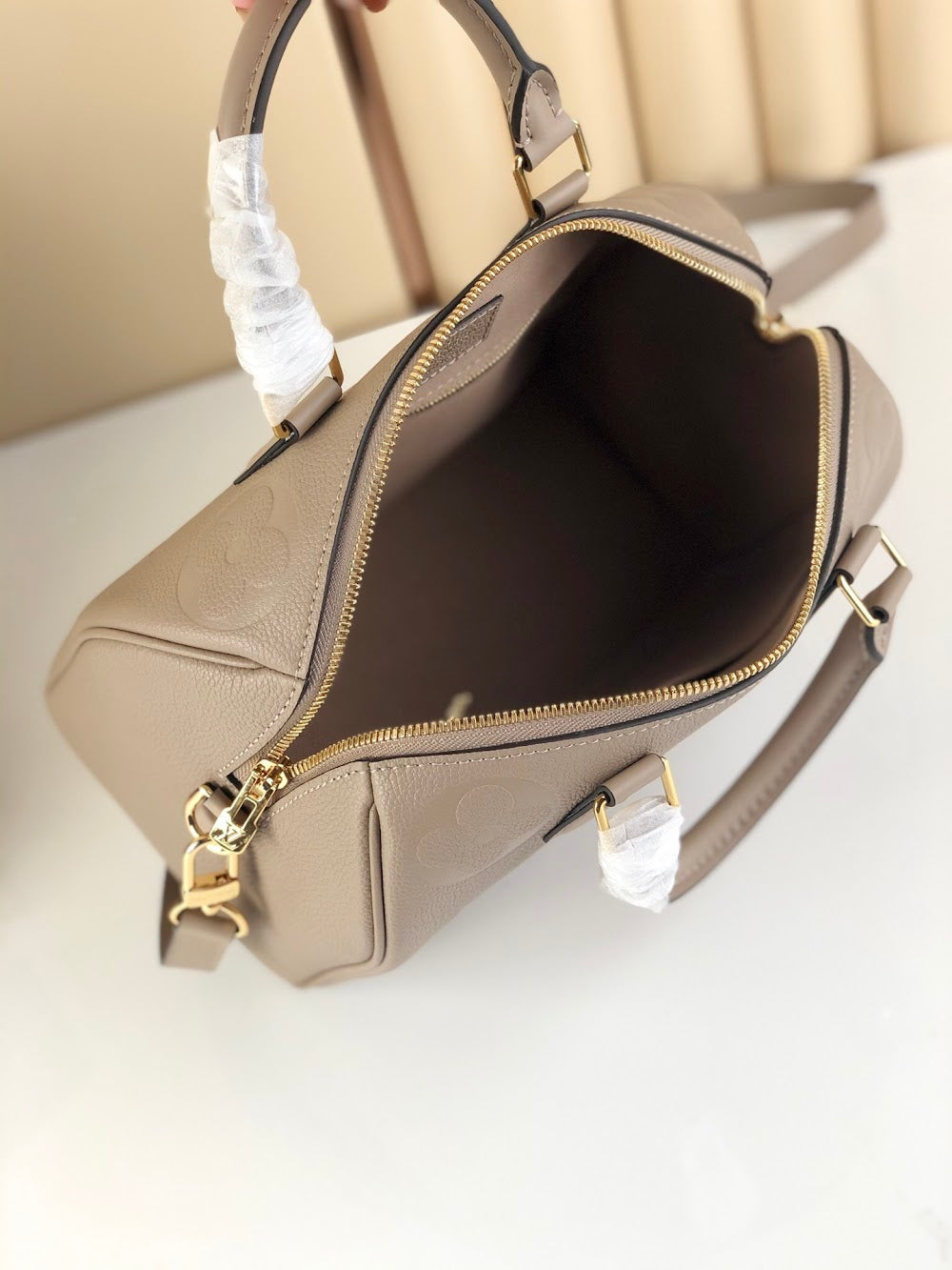Dragons Bags ln Luxury Bag --60526