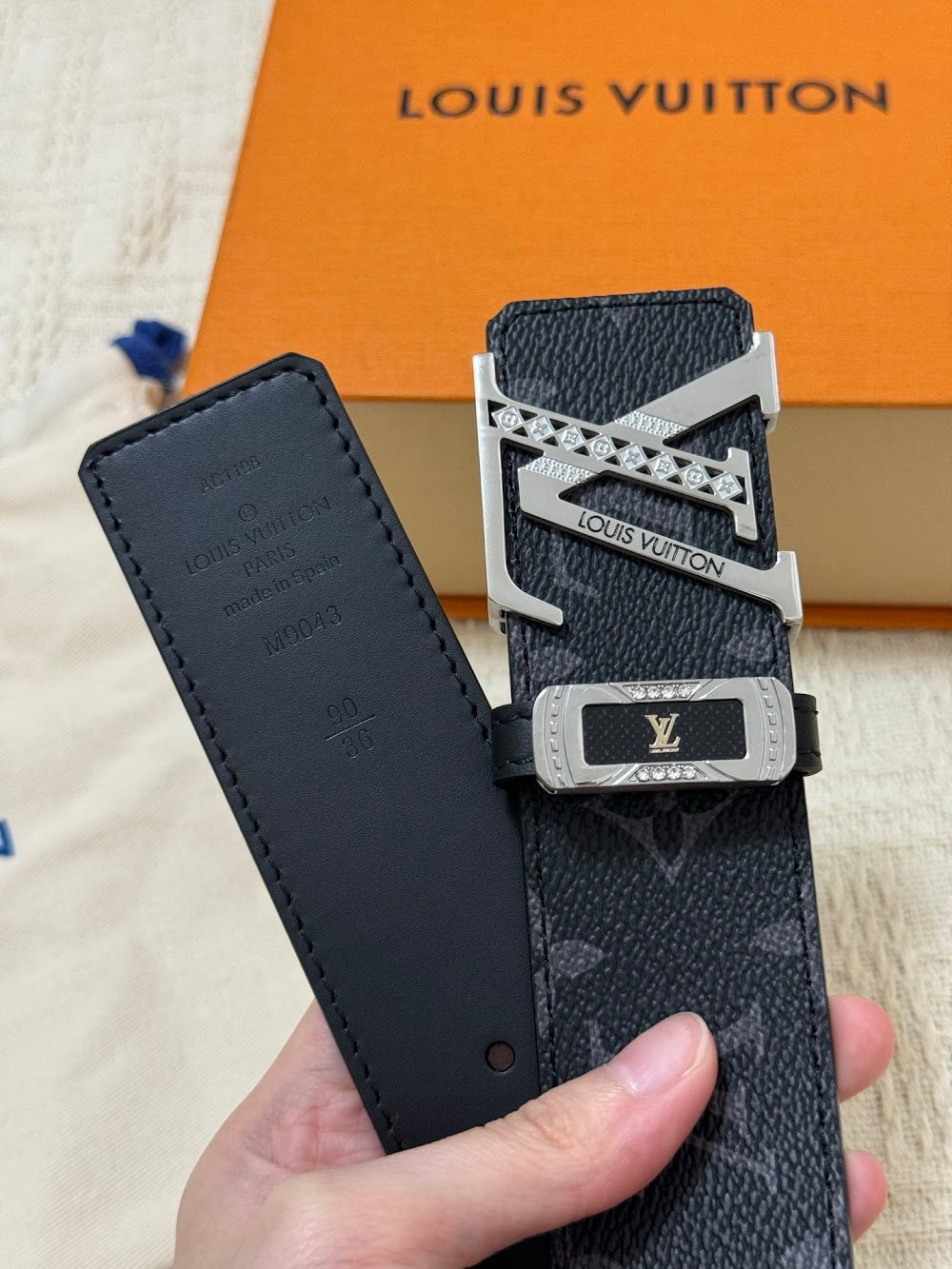 Dragons Bags ln Luxury Belt --109720