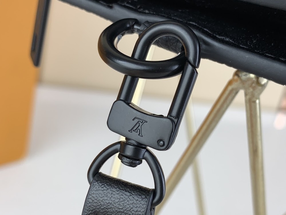 Dragons Bags ln Luxury Bag --61724