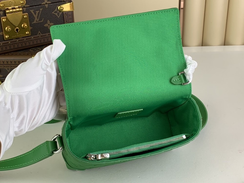 Dragons Bags ln Luxury Bag --62041