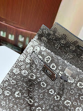 new-luxury-designer-bags-nm9189