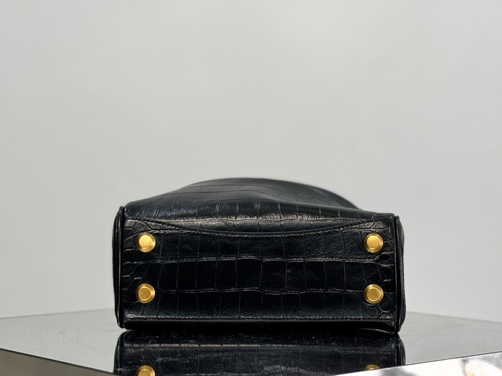 new-luxury-designer-bags-nm11021