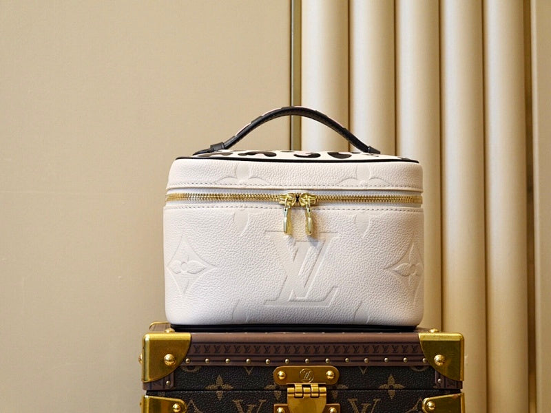 Dragons Bags ln Luxury Bag --66596