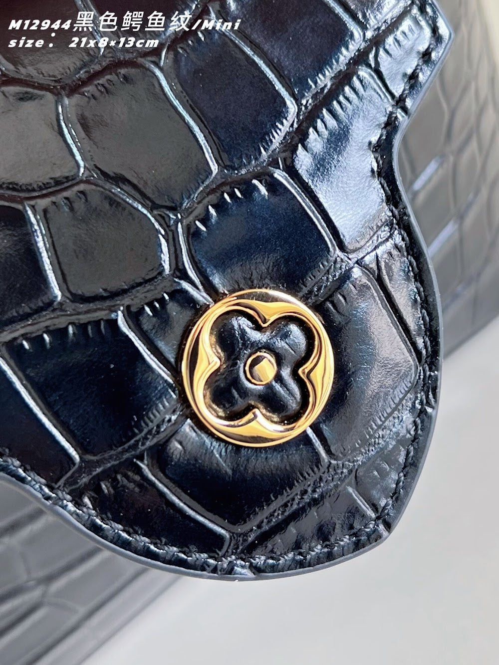 Dragons Bags ln Luxury Bag --96670