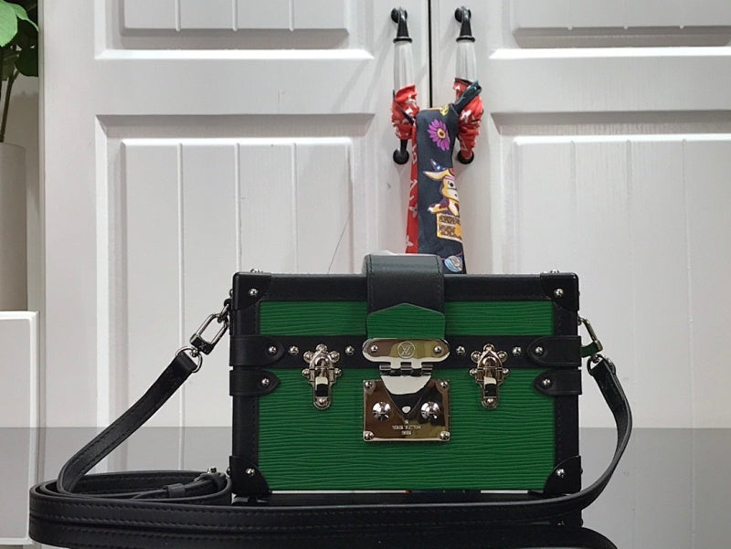 Dragons Bags ln Luxury Bag --60023