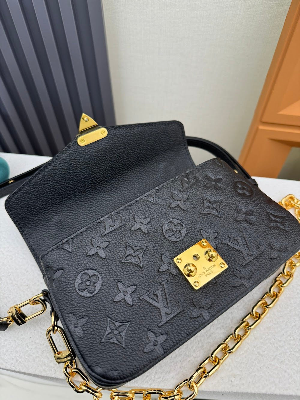 Dragons Bags ln Luxury Bag --81399