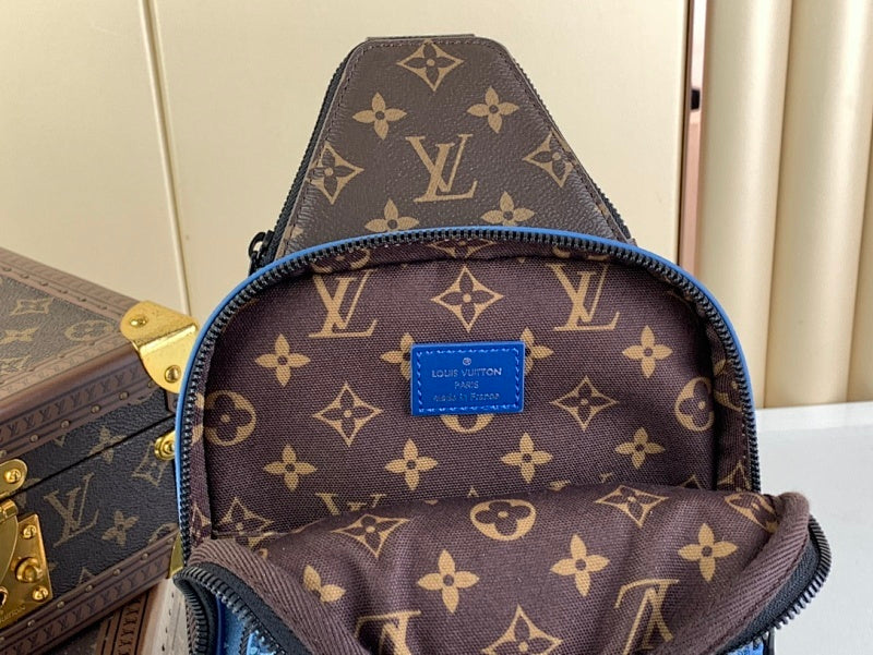 Dragons Bags ln Luxury Bag --68617