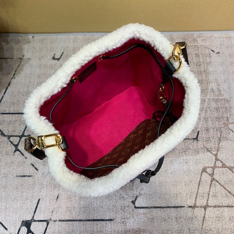 Dragons Bags ln Luxury Bag --59317