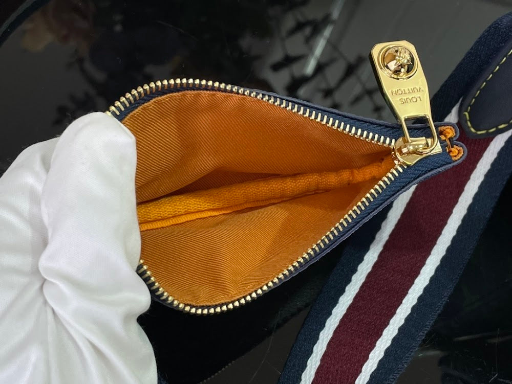 Dragons Bags ln Luxury Bag --97017