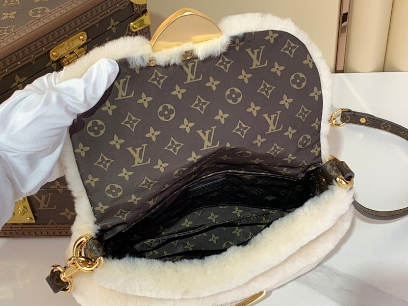 Dragons Bags ln Luxury Bag --58843