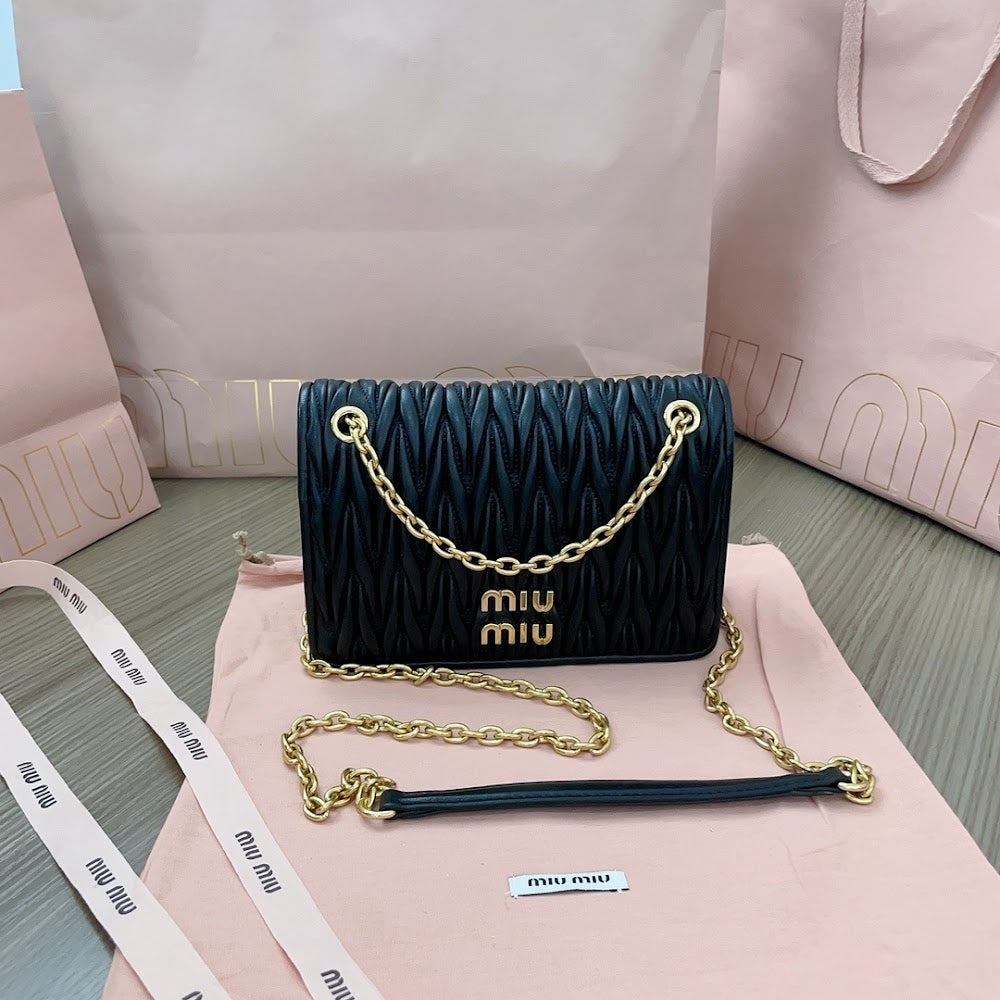 Dragons Bags Miun Miun Luxury Bag --123212