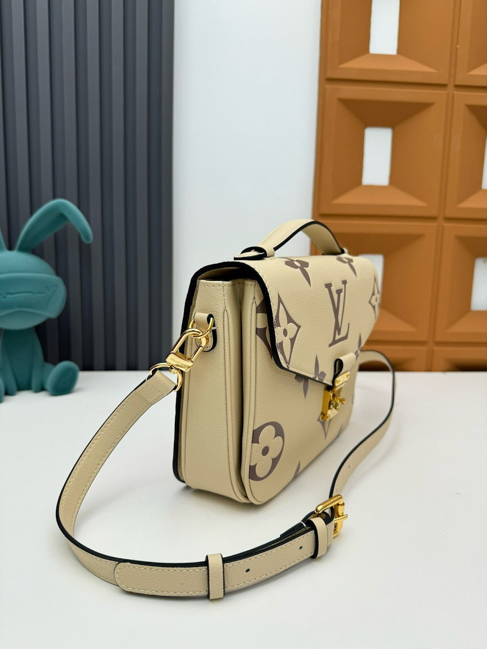 Dragons Bags LVn Luxury Bag --80282