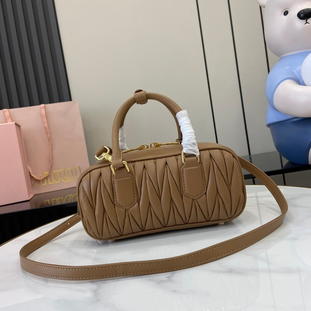 Dragons Bags Miun Miun Luxury Bag --122180