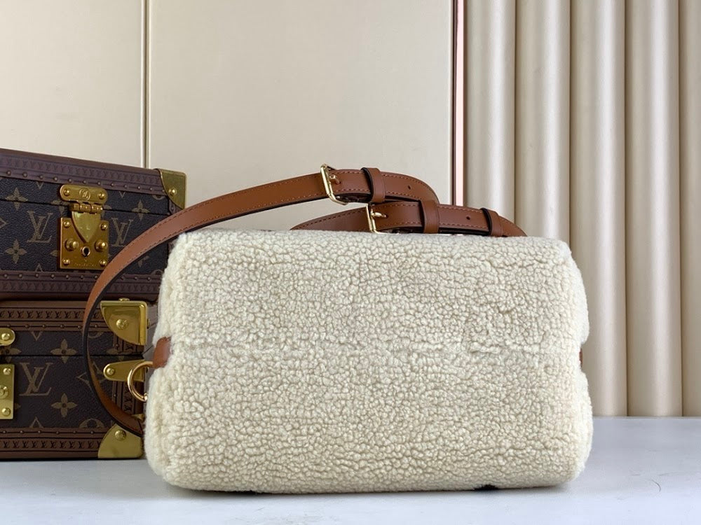 Dragons Bags ln Luxury Bag --61998
