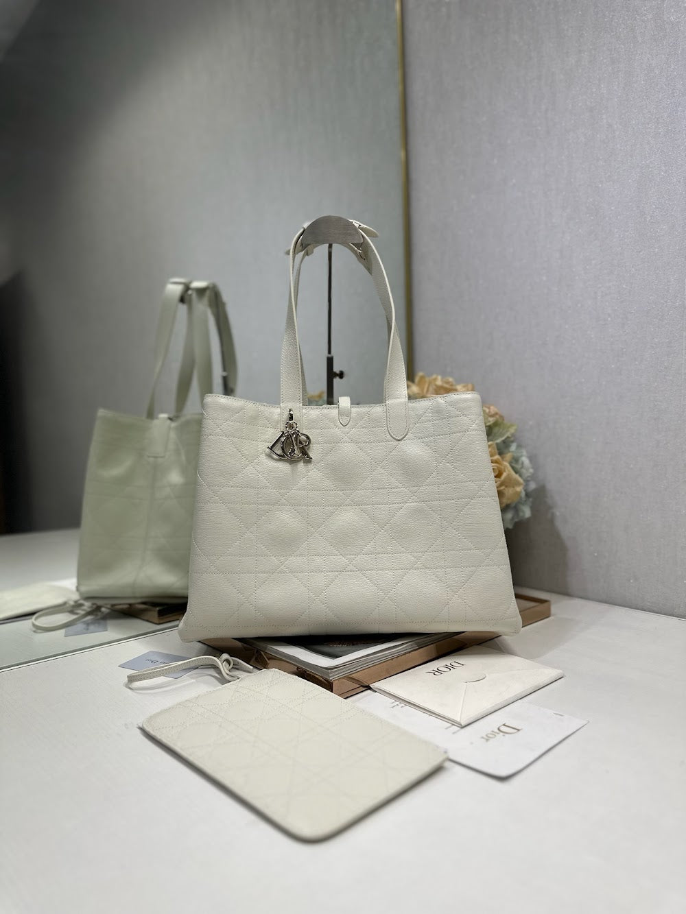 Dragons BagsDiorn Luxury Bag --116136