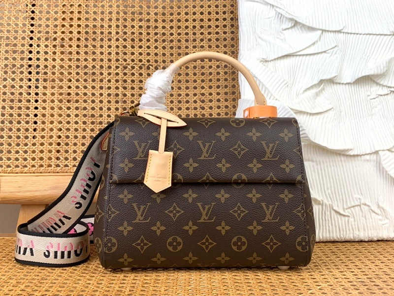 Dragons Bags ln Luxury Bag --68398