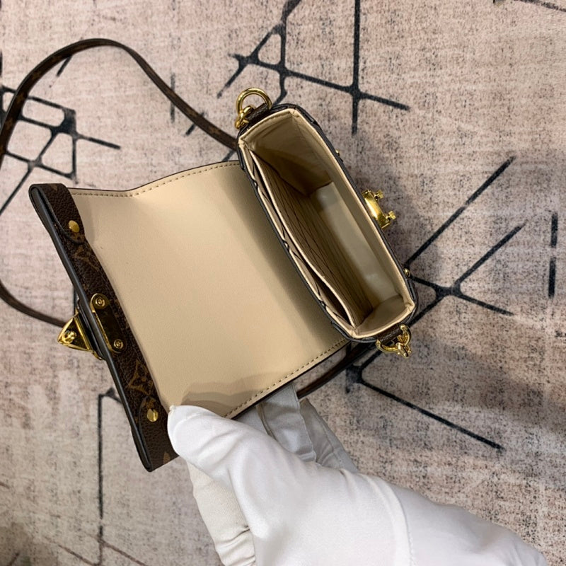 Dragons Bags ln Luxury Bag --59445