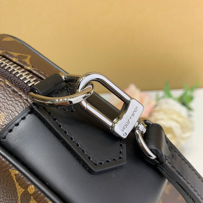 Dragons Bags ln Luxury Bag --66070