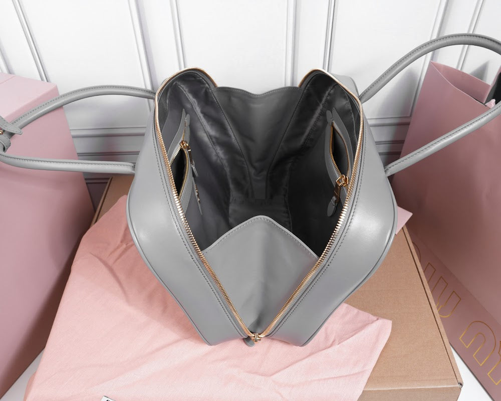 Dragons Bags Miun Miun Luxury Bag --123356