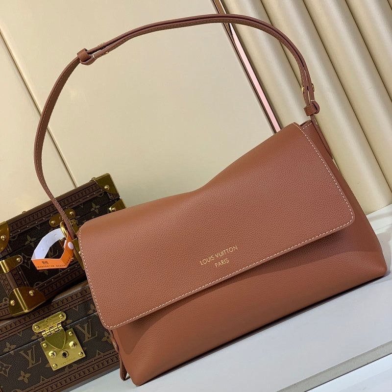 Dragons Bags ln Luxury Bag --56625
