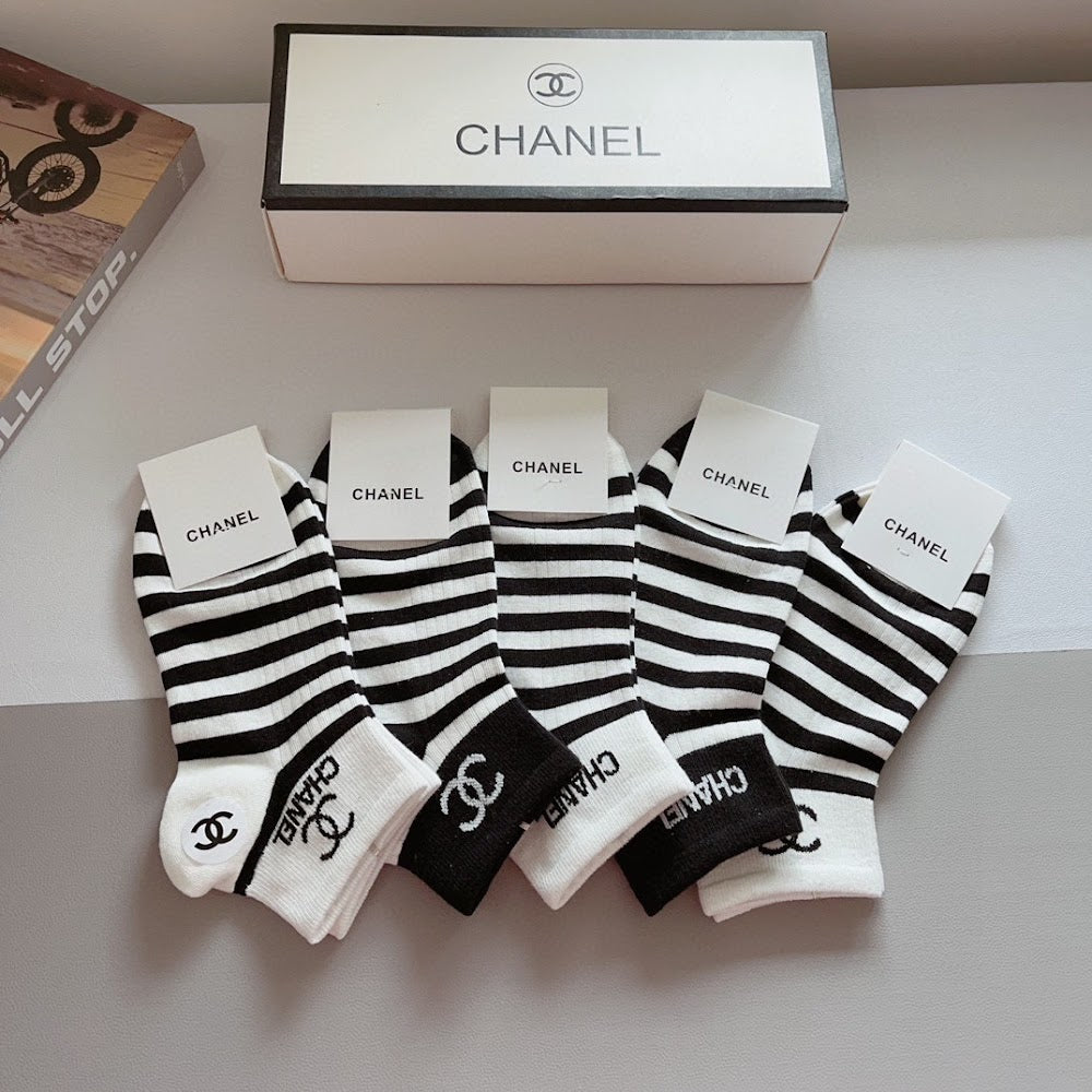 Dragons Bags Premium Luxury Socks --97720