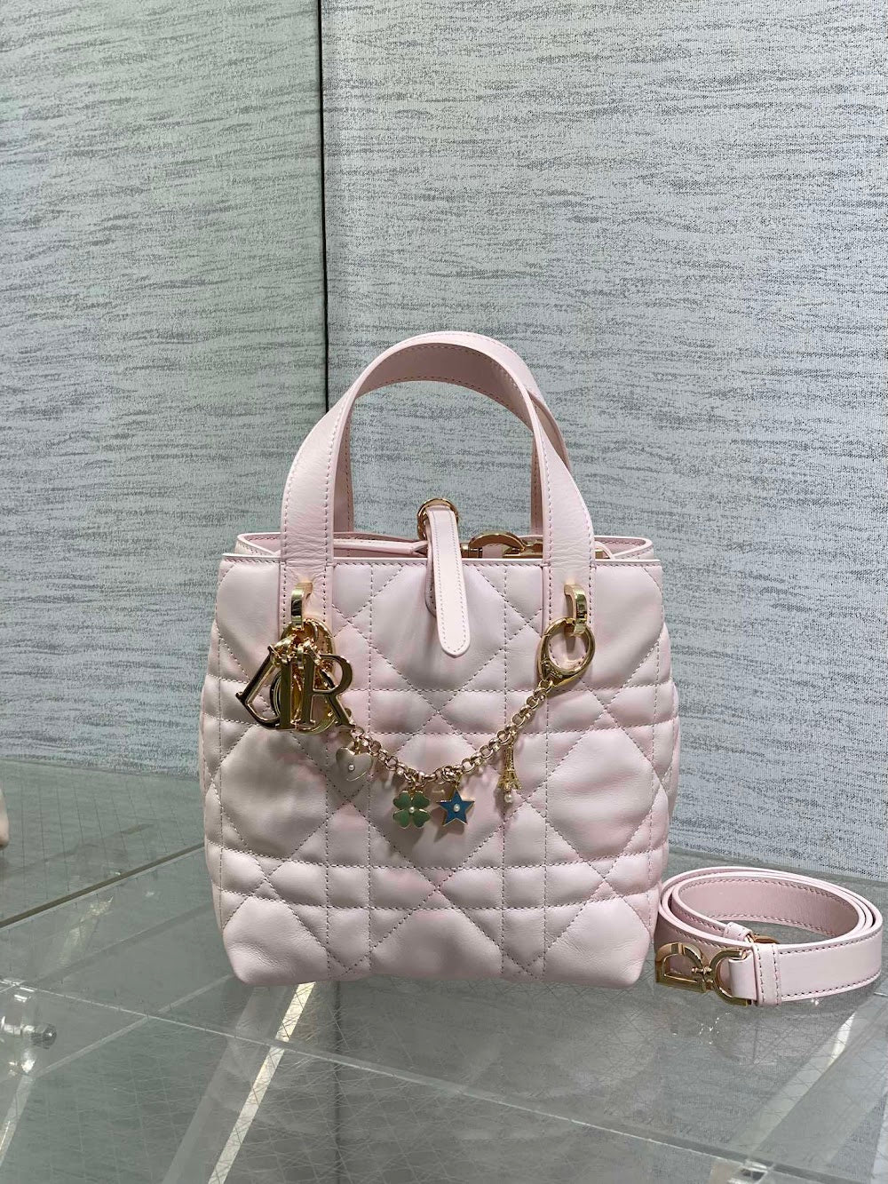 new-designer-premium-bags-nm16759