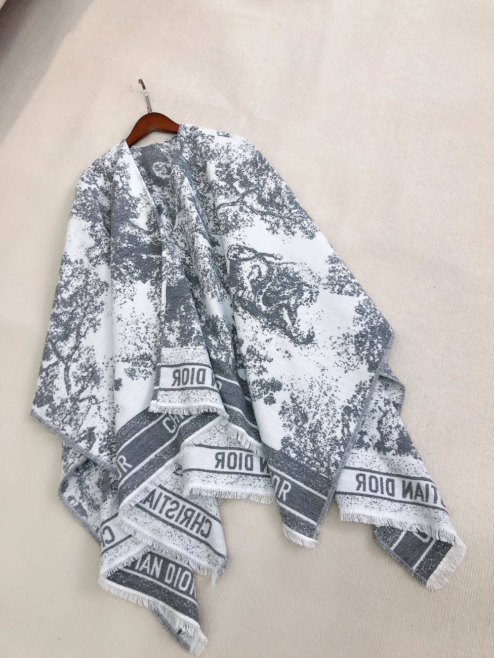 Dragons Bags Premium Designer Scarf --98794