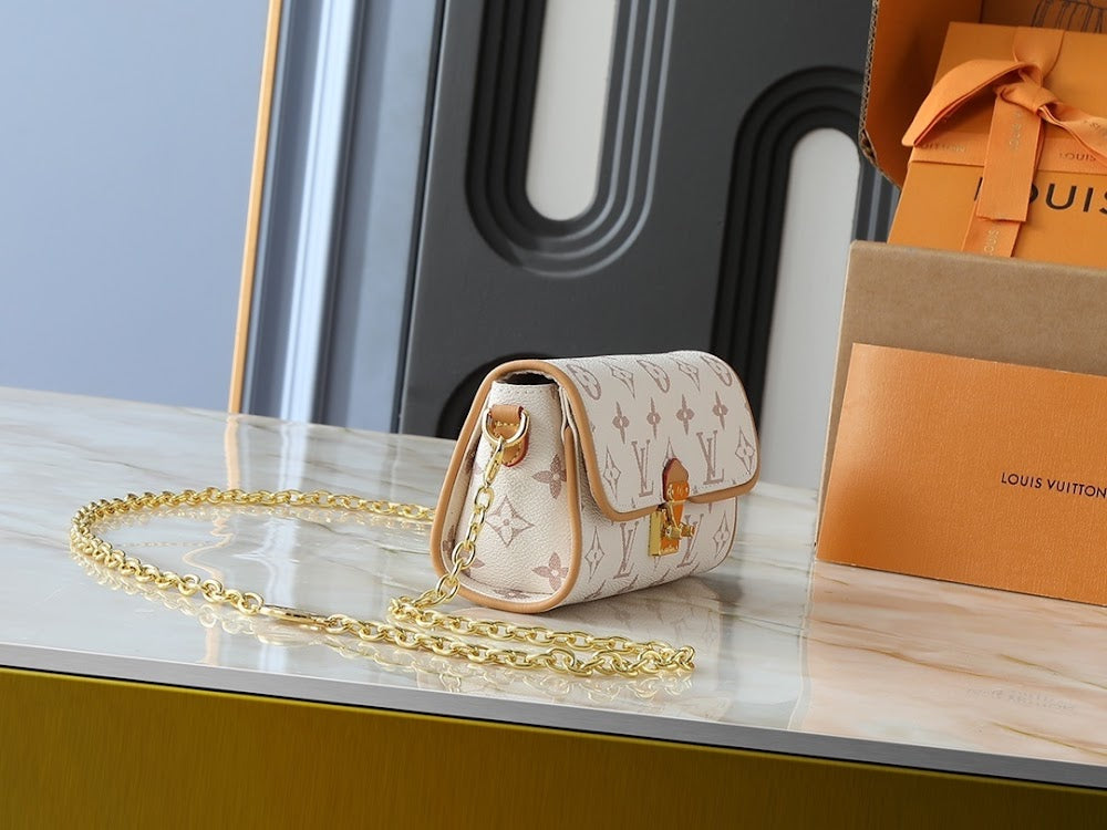 Dragons Bags ln Luxury Bag --77196